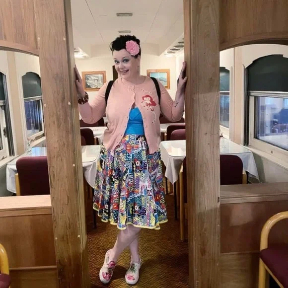 Colorful Comic Print Women Skirt - your superhero’s in one pretty bespoke piece - Picture 7 of 7